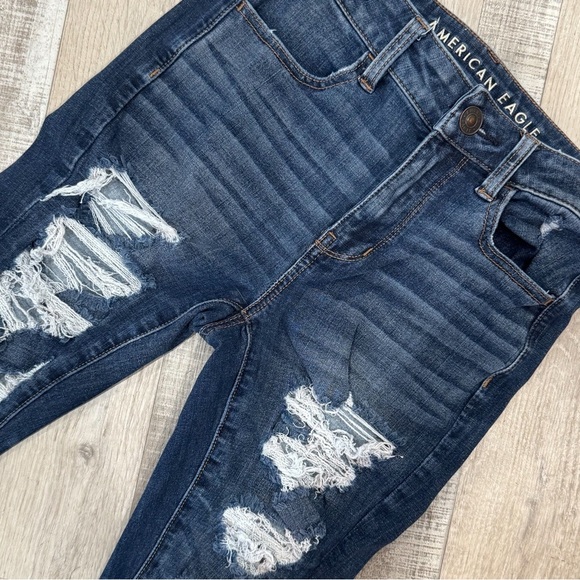 American Eagle next level stretch distressed high rise jegging size 4 ❤️ - Picture 4 of 7